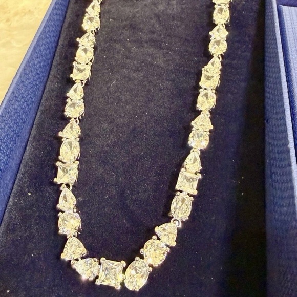 Swarovski Crystal Silver Necklace - Picture 3 of 8